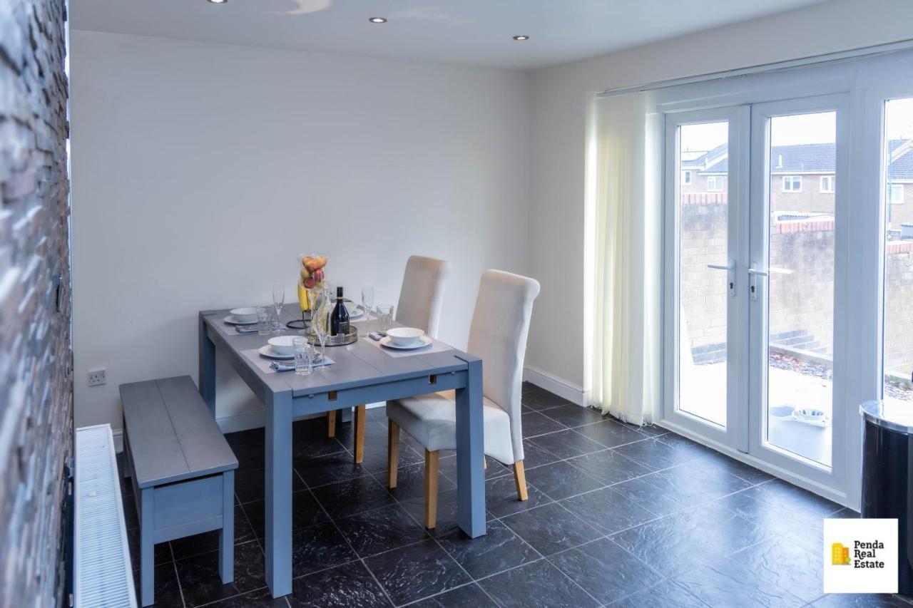 Penda Contractor And Leisure Guests Nottingham Villa Екстериор снимка